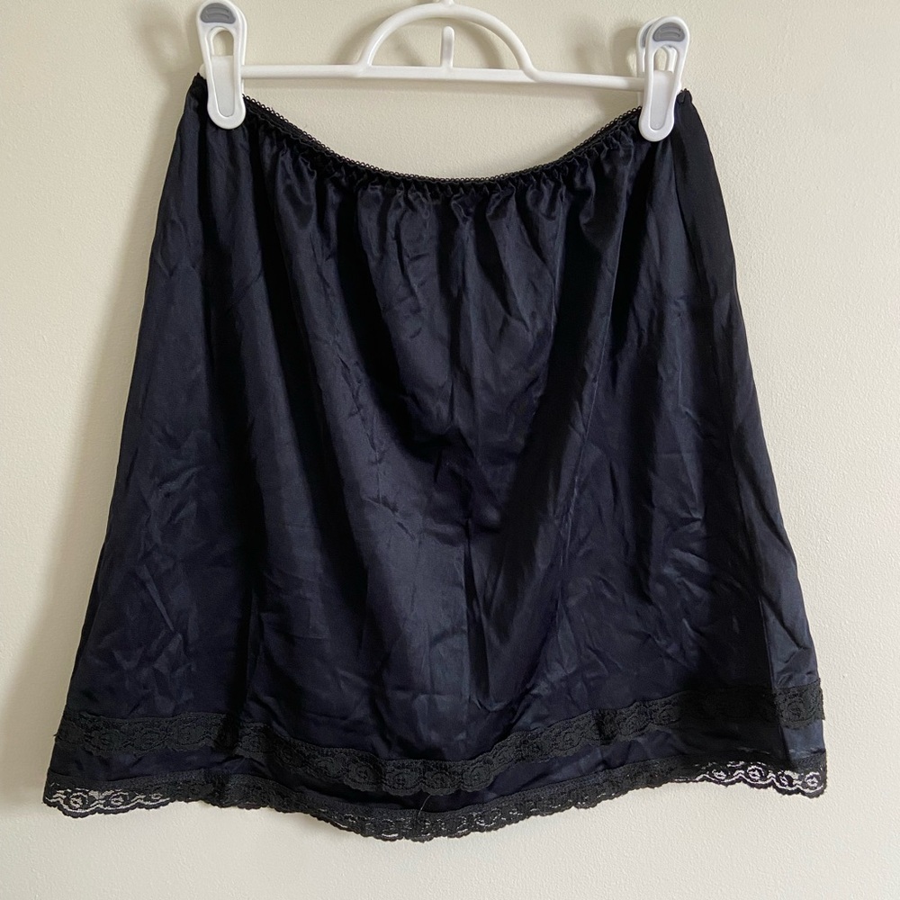Large Pink Lady Black half slip with lace trim Vintage underpinnings
